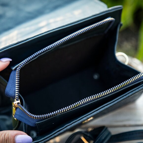 Handmade Ethnic Genuine Leather crossbody purse - Picture 9 of 13